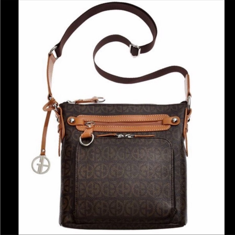 Giani Bernini Block Signature Crossbody